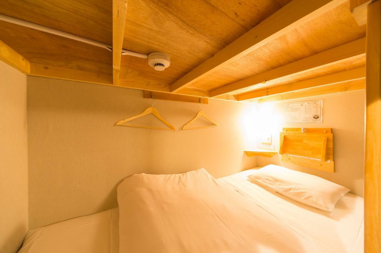 Hostel Namba Takumi Ōsaka Eksteriør bilde